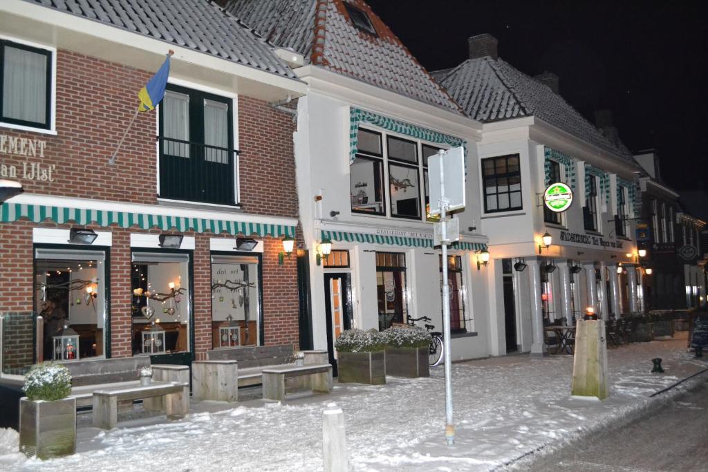 Stadsherberg 'Het Wapen Van Ijlst' Extérieur photo